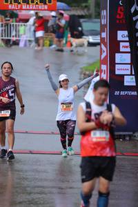 BIB: 3007, 1591, 
                            <button type="button" onclick="openModal(5734922)" class="btn btn-primary btn-sm float-right btn-popup" data-toggle="modal" data-target=".modal-high-quality">
                        <i class="fas fa-shopping-cart"></i> Add to Cart
                    </button>
                                            <button type="button" onclick="isThisMe(5734922, true)" class="btn btn-success btn-sm float-right btn-popup btn-isme hidden" data-toggle="tooltip" data-placement="bottom" title="นี่คือรูปของคุณใช่ไหม คลิกที่นี่เพื่อเอาเข้าอัลบั้ม">
                        <i class="fas fa-plus"></i> Add to album
                    </button>
                    <button type="button" onclick="isThisMe(5734922, false)" class="btn btn-warning btn-sm float-right btn-popup btn-isnotme hidden">
                        <i class="fas fa-ban"></i> Remove from album
                    </button>